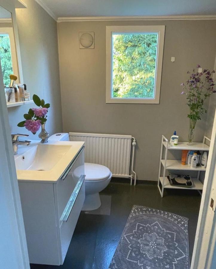 Mysig Stuga Naera Aestad Vingard & Spa Exterior foto